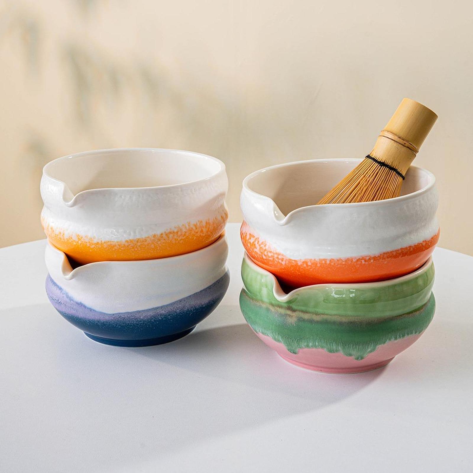 Matcha Bowl Chawan - 陶器の抹茶茶碗、注ぎ口付き、手作り、家庭用茶碗、水出し茶愛好家へのギフト、冷温水対応