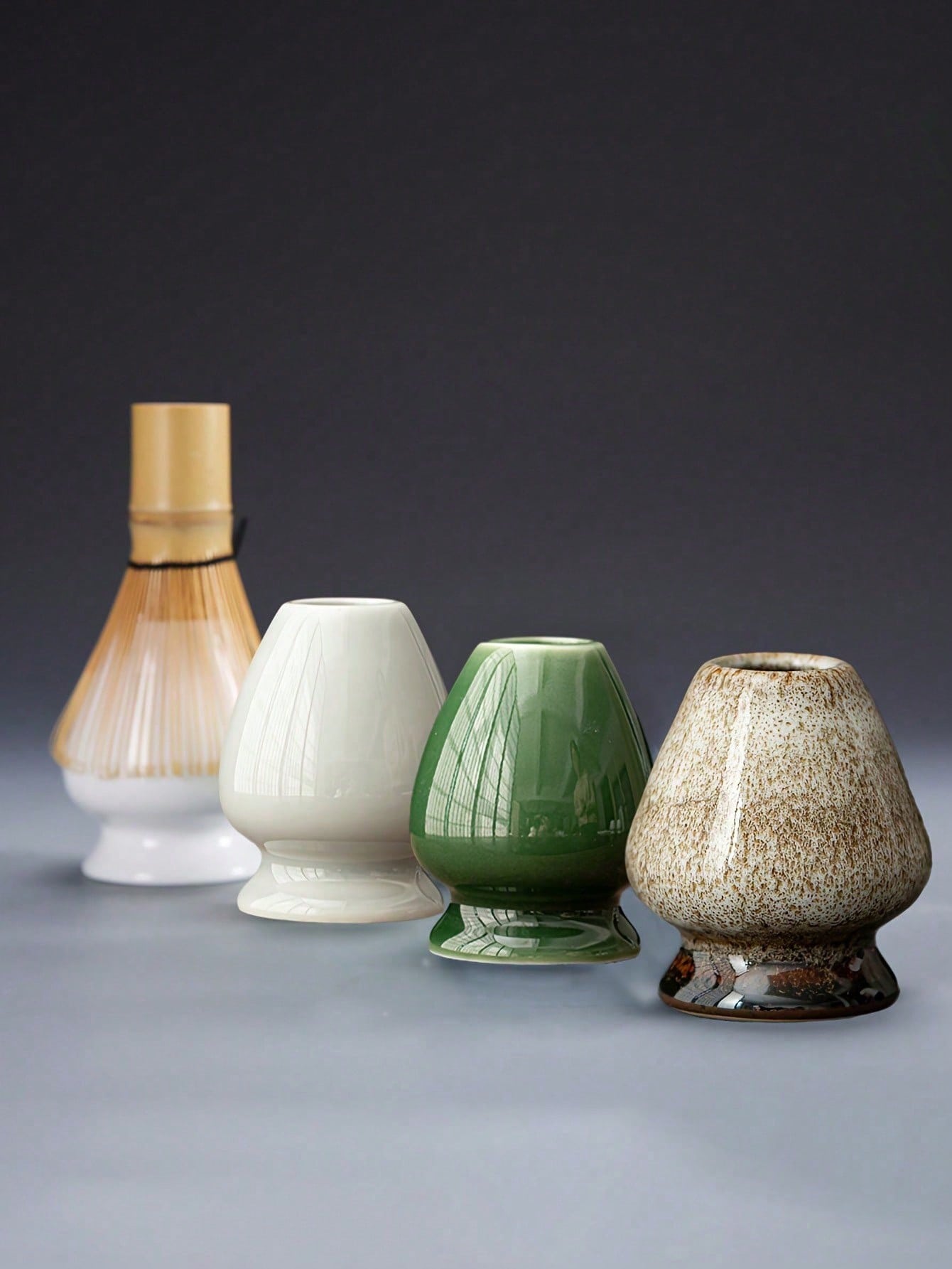 Bamboo Whisk Chasen - 1 個セラミック抹茶緑茶茶筅ホルダースタンドボウル竹泡立て器グラインダーブラシ茶ツールホルダー茶アクセサリー茶器