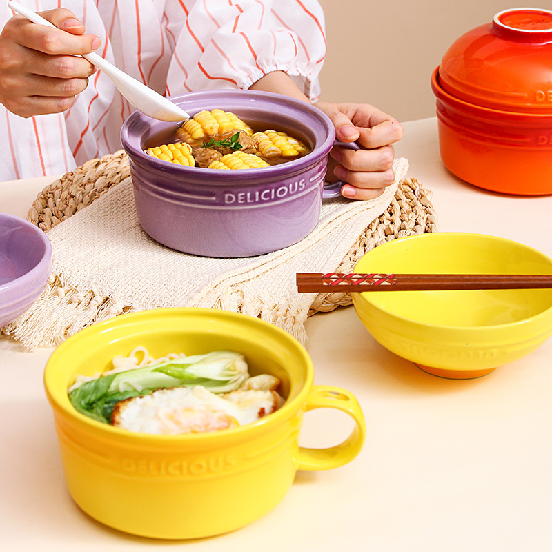 レインボーカラーのインスタントラーメンボウルカップ、蓋とスプ - Matcha Bowl Chawan のレビューと価格