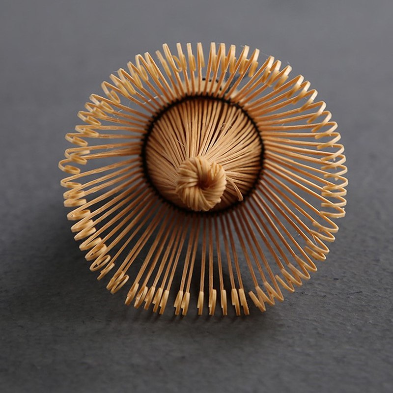 日本の茶道用竹製80本立抹茶泡立て器（茶筅）緑茶用道具 - Bamboo Whisk Chasen のレビューと価格